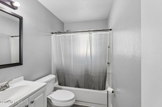 1102 WALNUT Street, Green Cove Springs, FL 32043