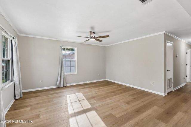 1102 WALNUT Street, Green Cove Springs, FL 32043