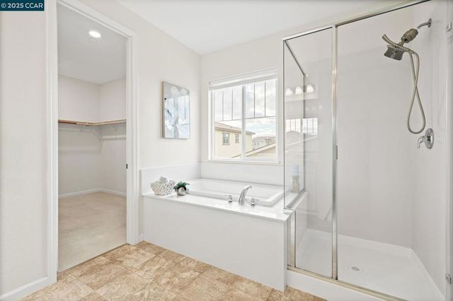 529 Vanek Dr, Oakley, CA 94561