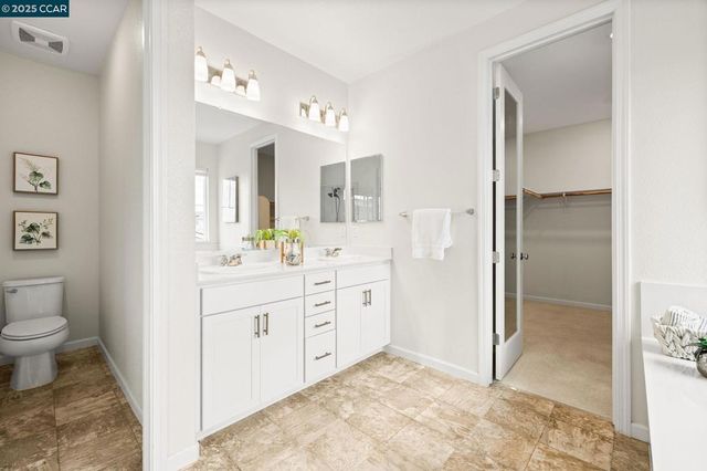 529 Vanek Dr, Oakley, CA 94561