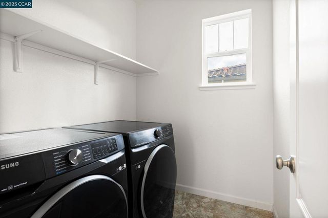 529 Vanek Dr, Oakley, CA 94561