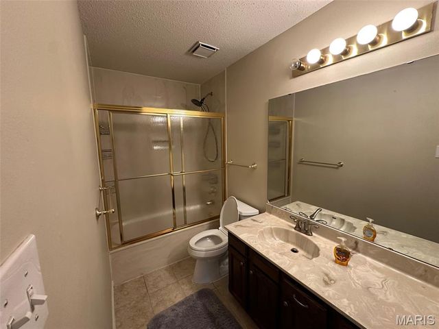 1706 Blue Jay Cove, Brentwood, MO 63144