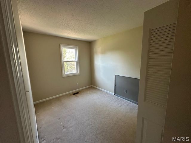 1706 Blue Jay Cove, Brentwood, MO 63144