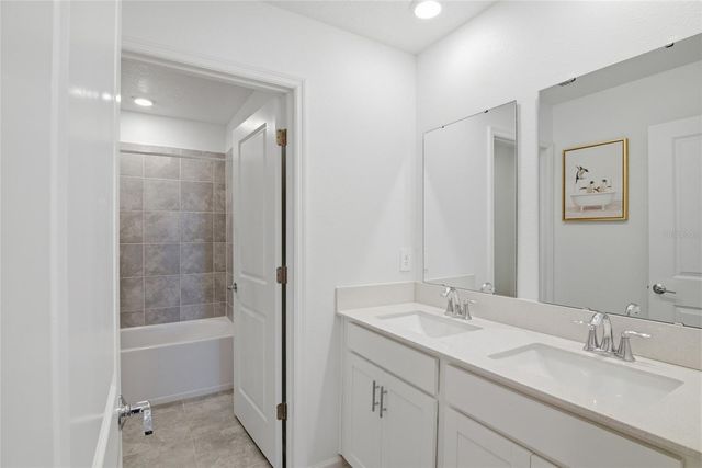 2707 RUNNERS CIRCLE, Clermont, FL 34714