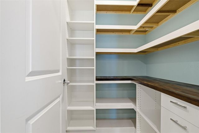 2707 RUNNERS CIRCLE, Clermont, FL 34714