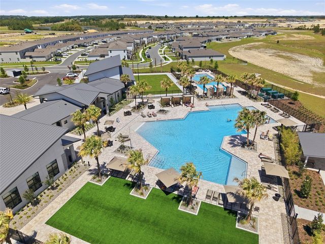 2707 RUNNERS CIRCLE, Clermont, FL 34714