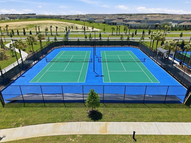 2707 RUNNERS CIRCLE, Clermont, FL 34714