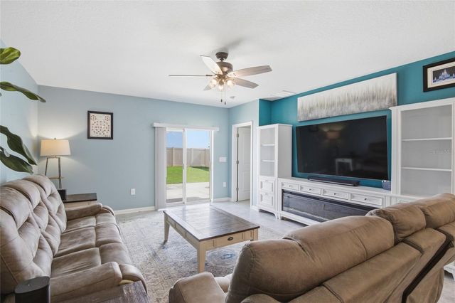 2707 RUNNERS CIRCLE, Clermont, FL 34714