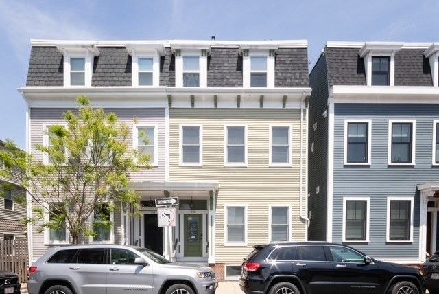 340 W 3rd St 3, Boston, MA 02127