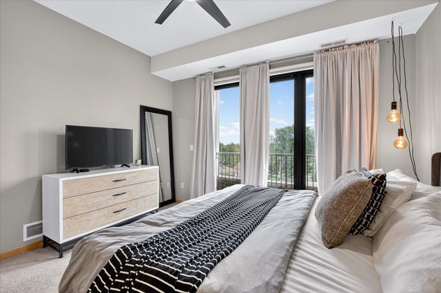 4525 Park Commons Drive 520, Saint Louis Park, MN 55416