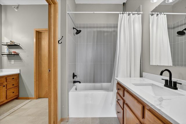 4525 Park Commons Drive 520, Saint Louis Park, MN 55416