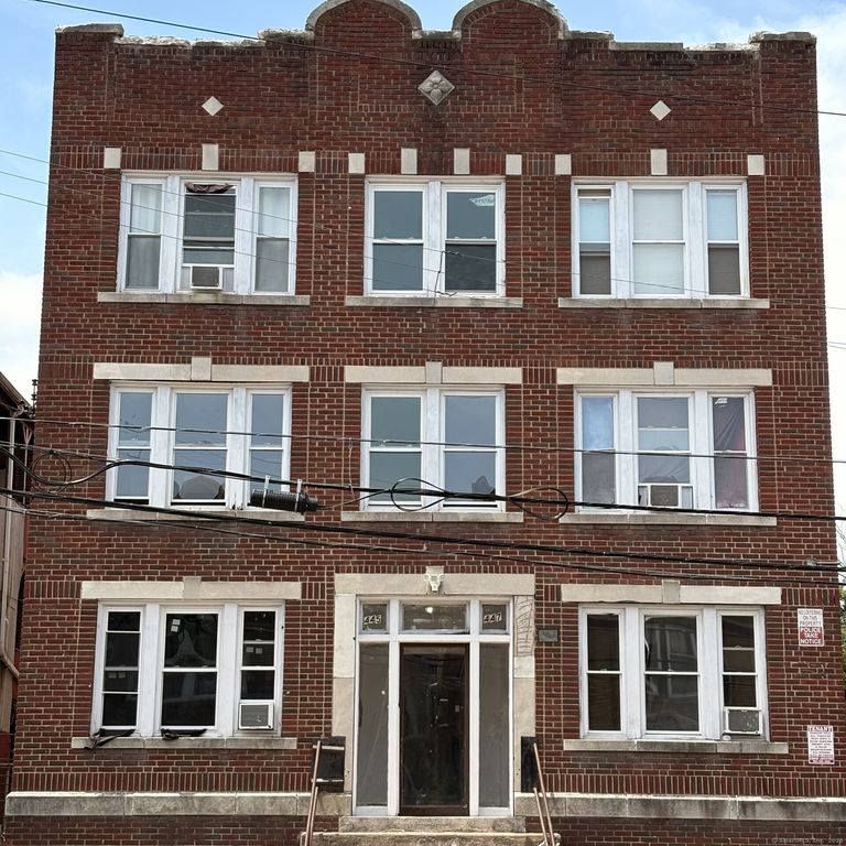 445 Barbour Street, Hartford, CT 06120