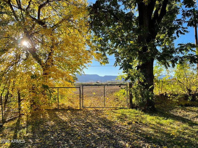 547 N MONTEZUMA CASTLE Highway, Camp Verde, AZ 86322