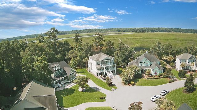 5583 Indigo Fields Boulevard, North Charleston, SC 29418