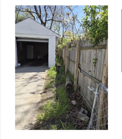 19946 Strasburg Street, Detroit, MI 48205