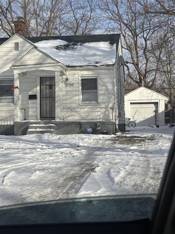 19946 Strasburg Street, Detroit, MI 48205