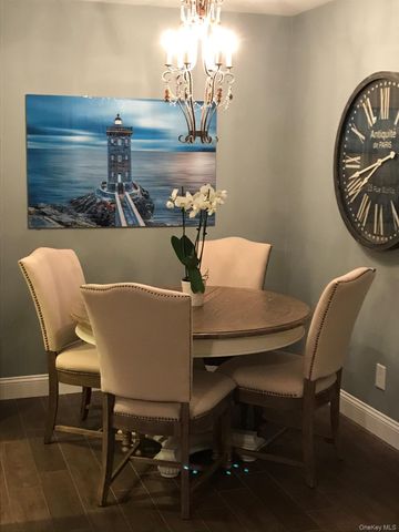 91 Richmond Boulevard 1B, Ronkonkoma, NY 11779