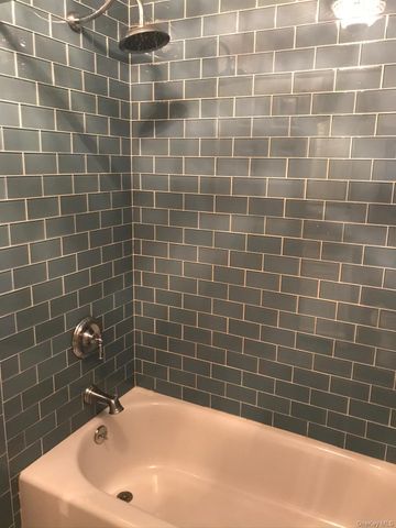 91 Richmond Boulevard 1B, Ronkonkoma, NY 11779