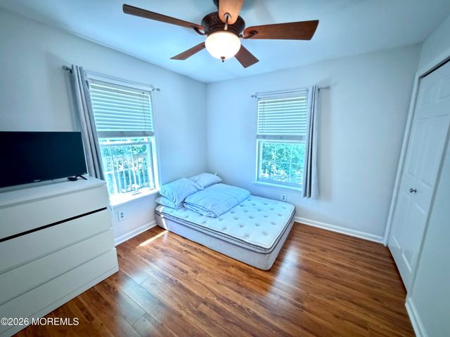 100 Puffin Glade, Bayville, NJ 08721