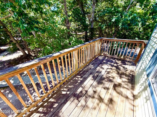 100 Puffin Glade, Bayville, NJ 08721