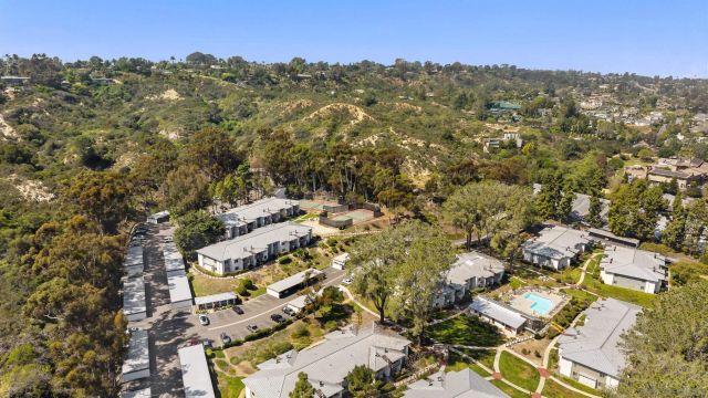 1810 S El Camino Real 202, Encinitas, CA 92024