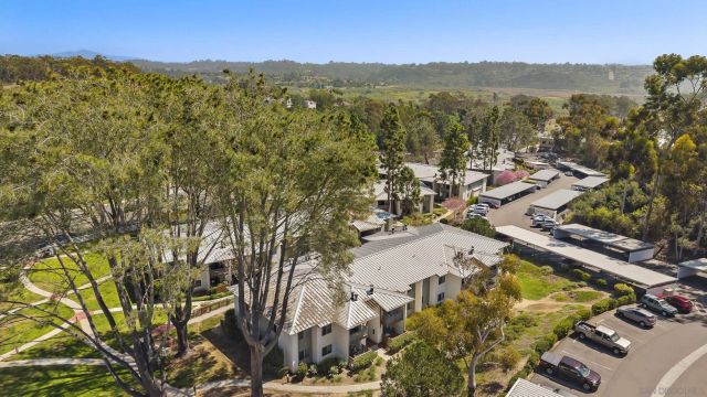 1810 S El Camino Real 202, Encinitas, CA 92024