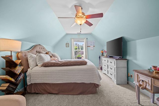 104 Hurdle Lane, Raeford, NC 28376
