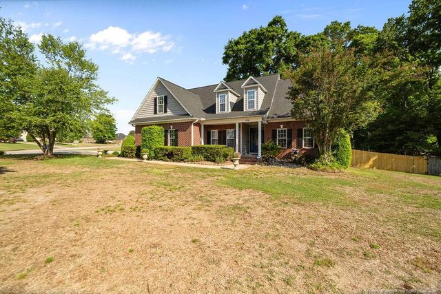 104 Hurdle Lane, Raeford, NC 28376