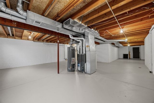 3675 McGowan Boulevard, Marion, IA 52302