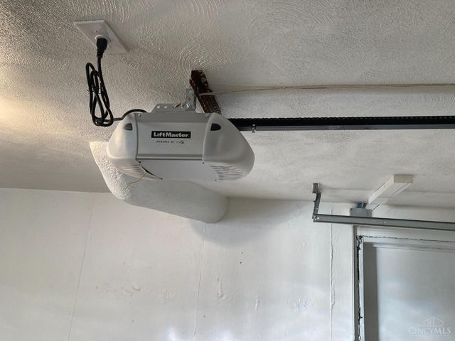 410 Morrvue Drive, Delhi Twp, OH 45238