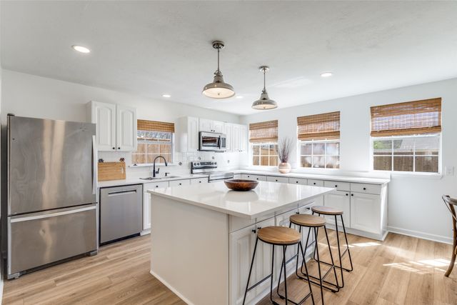 739 Vinecrest Lane, Richardson, TX 75080