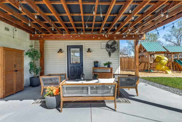 739 Vinecrest Lane, Richardson, TX 75080