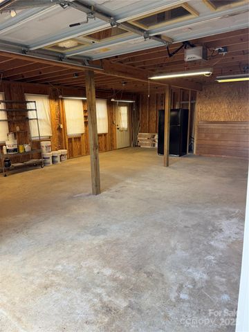 3334 Sudbury Road, Charlotte, NC 28205