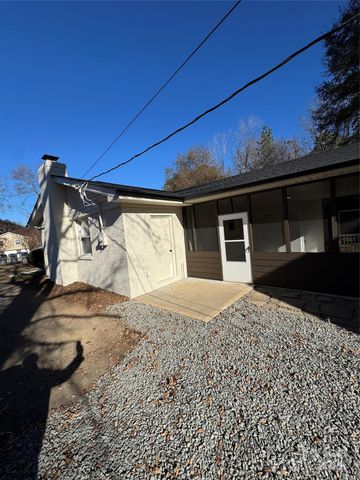 3334 Sudbury Road, Charlotte, NC 28205