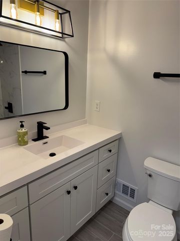 3334 Sudbury Road, Charlotte, NC 28205