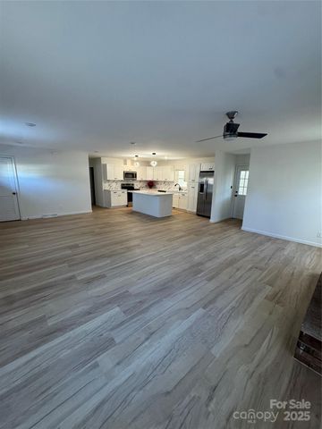 3334 Sudbury Road, Charlotte, NC 28205