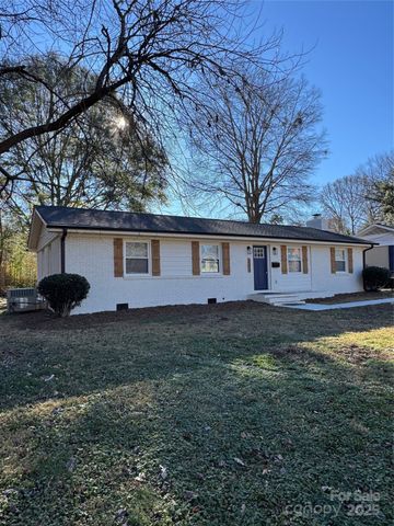 3334 Sudbury Road, Charlotte, NC 28205