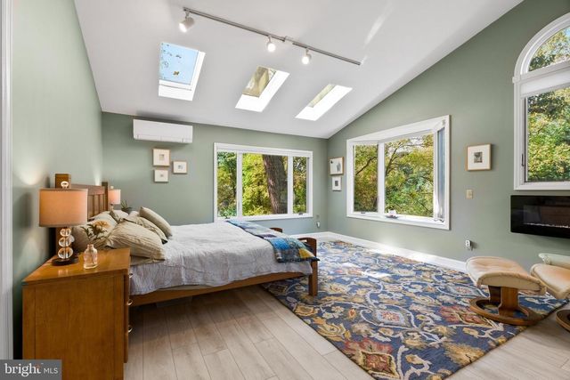 216 DOMER AVE, Takoma Park, MD 20912