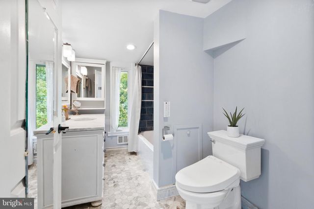 216 DOMER AVE, Takoma Park, MD 20912