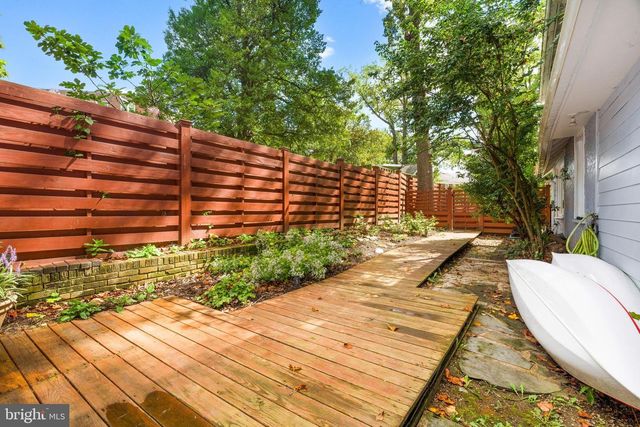 216 DOMER AVE, Takoma Park, MD 20912