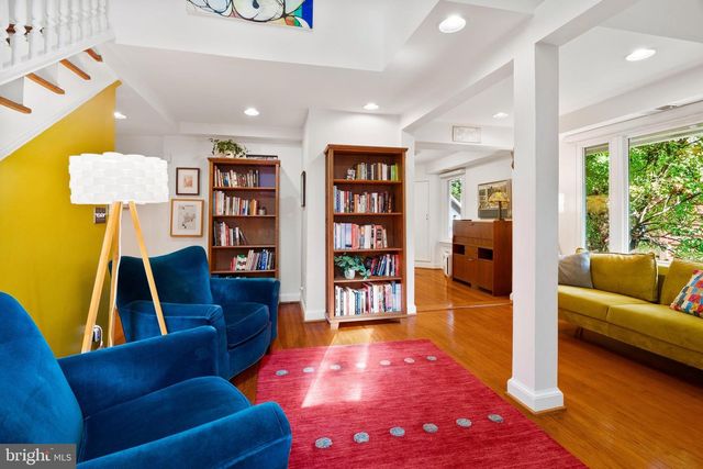 216 DOMER AVE, Takoma Park, MD 20912