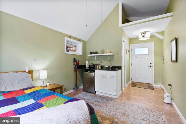 216 DOMER AVE, Takoma Park, MD 20912