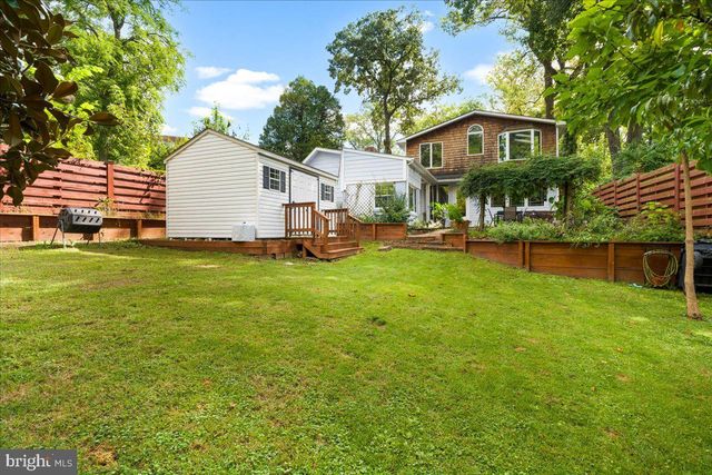 216 DOMER AVE, Takoma Park, MD 20912