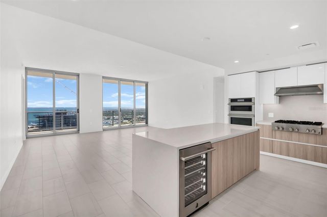 400 CENTRAL AVENUE 3606, St Petersburg, FL 33701