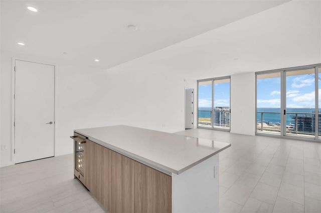 400 CENTRAL AVENUE 3606, St Petersburg, FL 33701