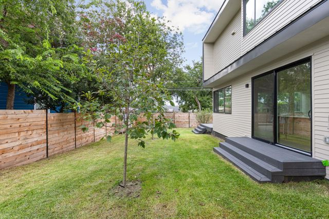 2903 Breeze 2, Austin, TX 78722