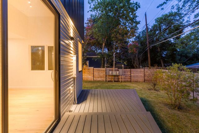 2903 Breeze 2, Austin, TX 78722