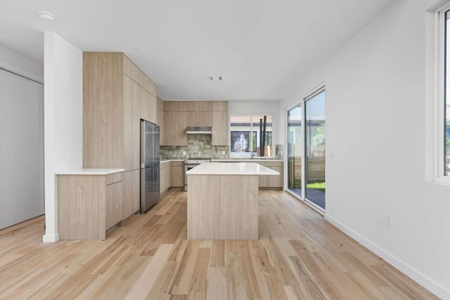 2903 Breeze 2, Austin, TX 78722