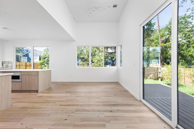 2903 Breeze 2, Austin, TX 78722