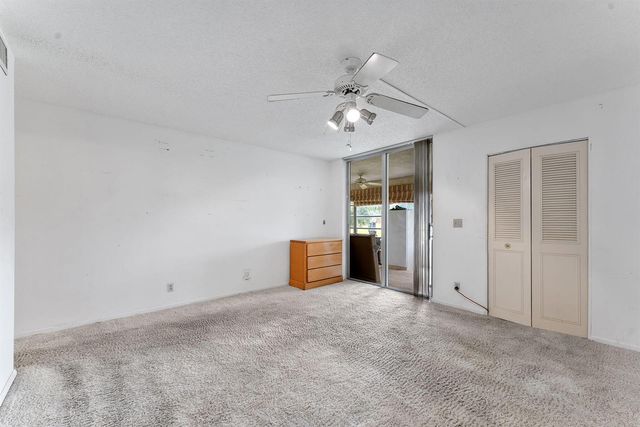 370 NW 76th Avenue 104, Margate, FL 33063